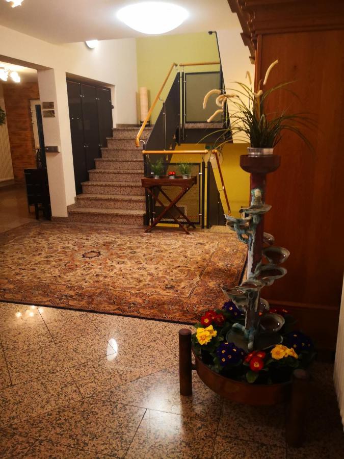 Landhotel Saar-Mosel Tunsdorf Buitenkant foto
